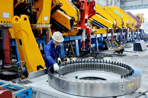 装备制造业步入政策红利期，为中国制造再添亮丽名片